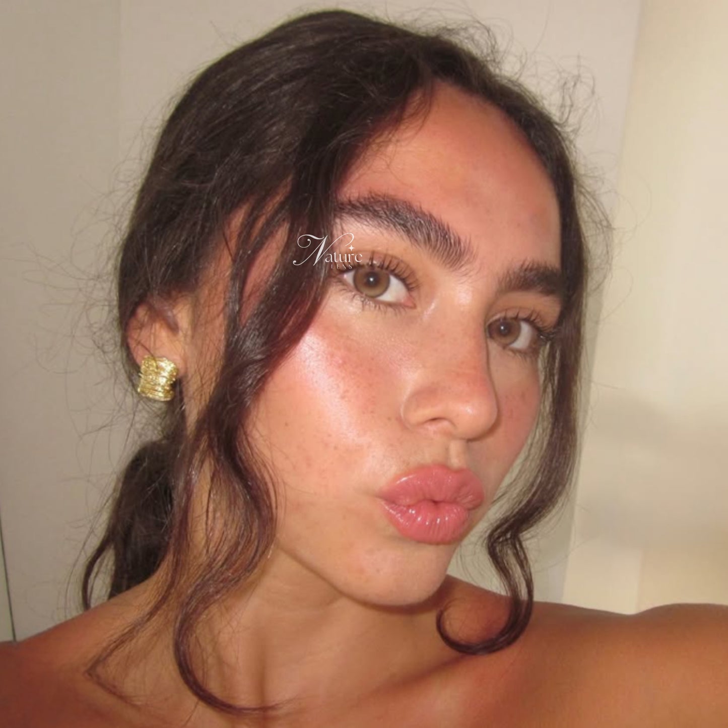 Lente de contato anual Jolie Brown (caixa c\ 2 peças)