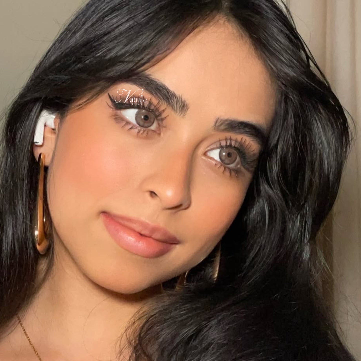 Lente de contato anual pupila reduzida Siri Brown (caixa c/ 2 peças)