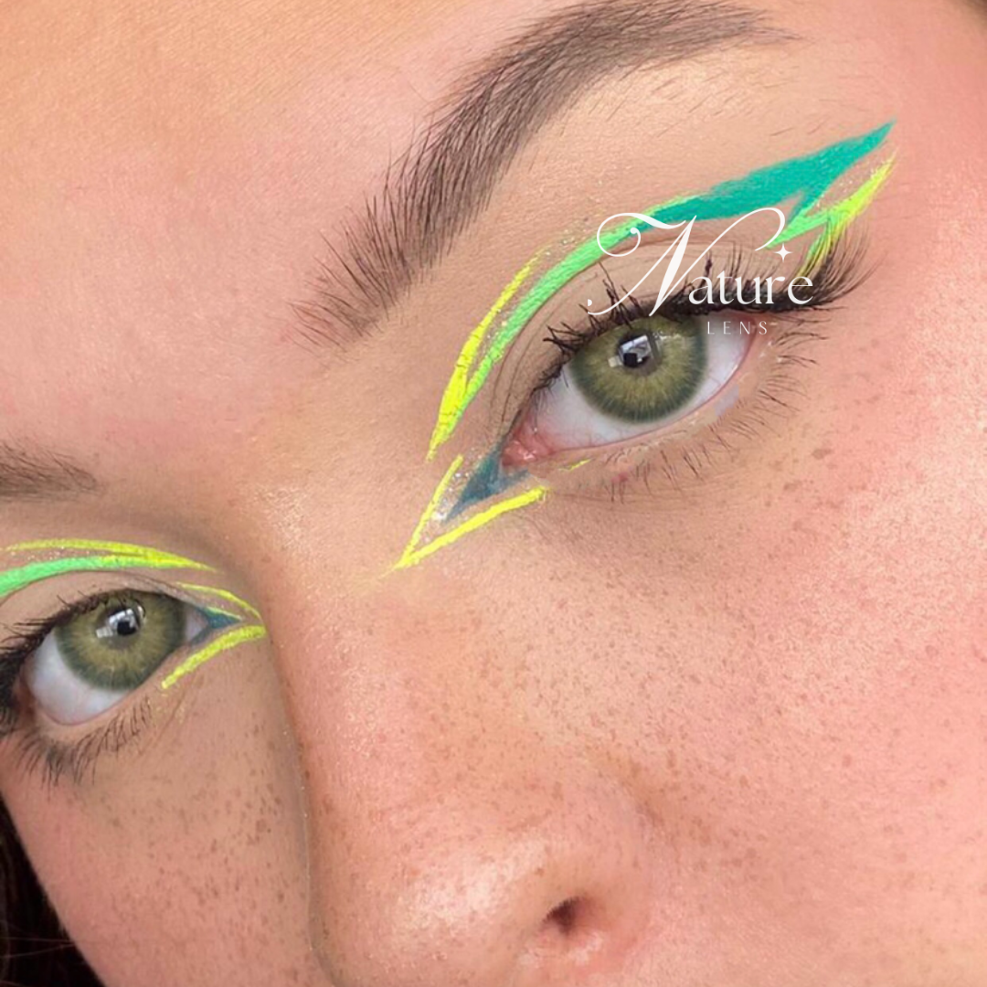 Lente de contato anual Pattaya Green (caixa c/ 2 peças)