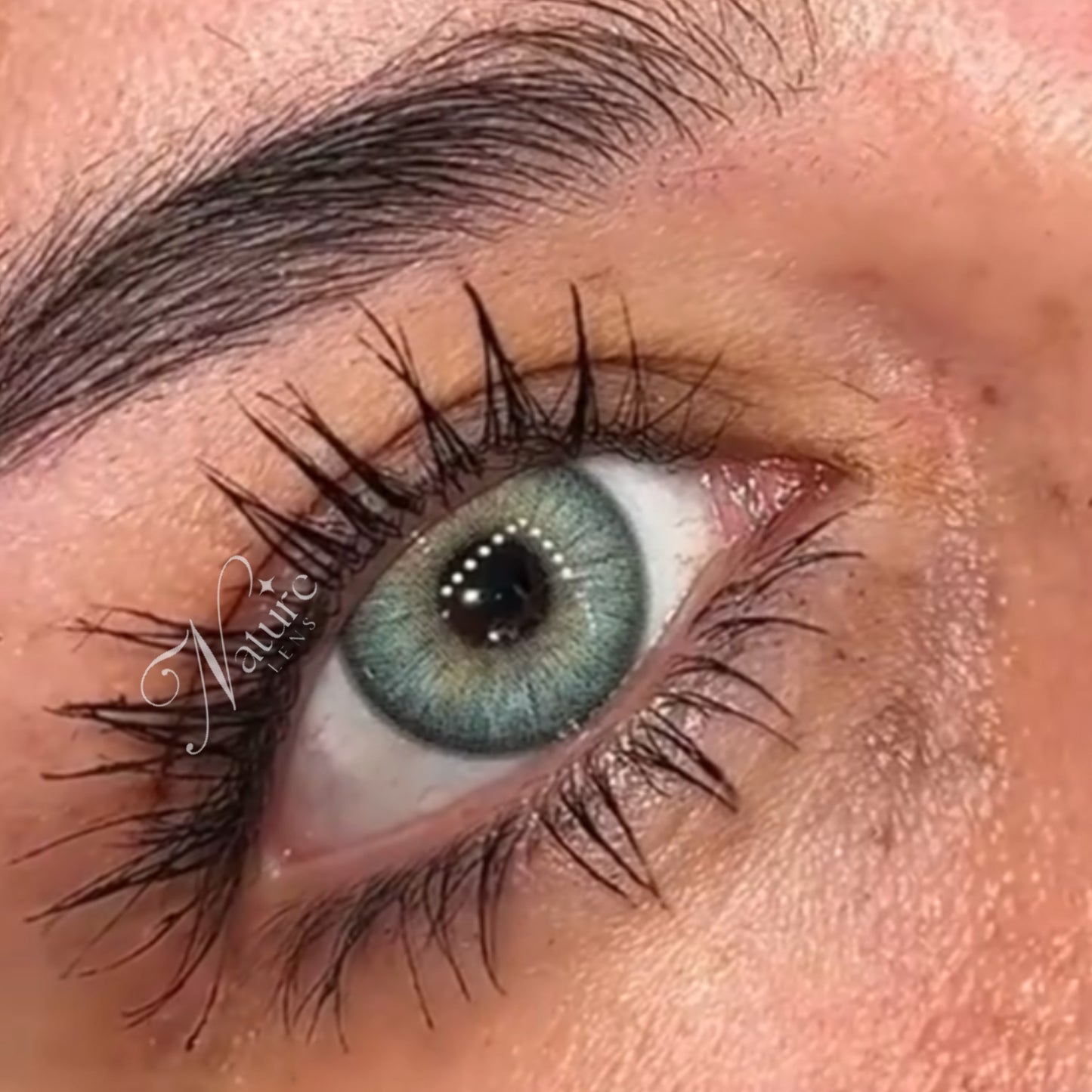 Lente de contato anual Oásis Jade (caixa c/ 2 unidades)