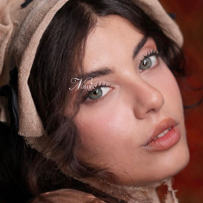 Lente de contato anual pupila reduzida Siri Green (caixa c/ 2 peças)