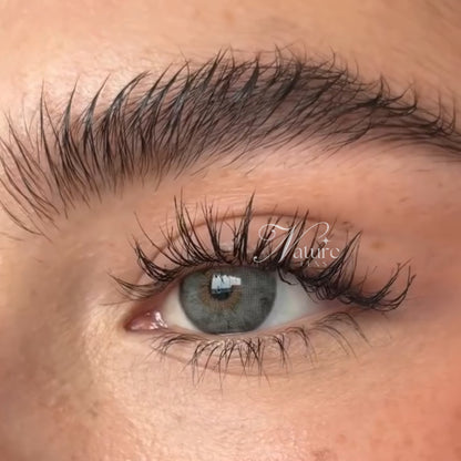 Lente de contato anual pupila reduzida Siri Green (caixa c/ 2 peças)